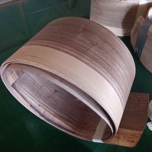 Furnir orah natur 1mm; 1/4 bjelika